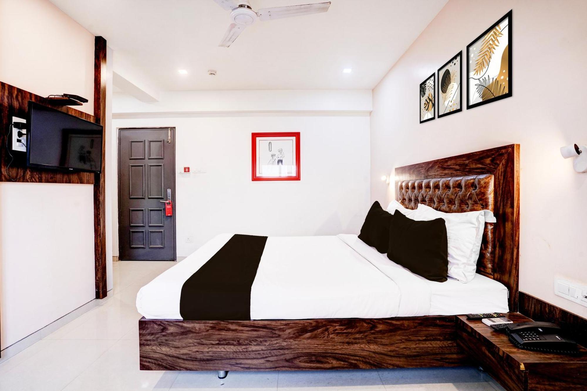 Townhouse Oak Kopar Khairane Navi Mumbai Formerly Ivy Hotel מראה חיצוני תמונה